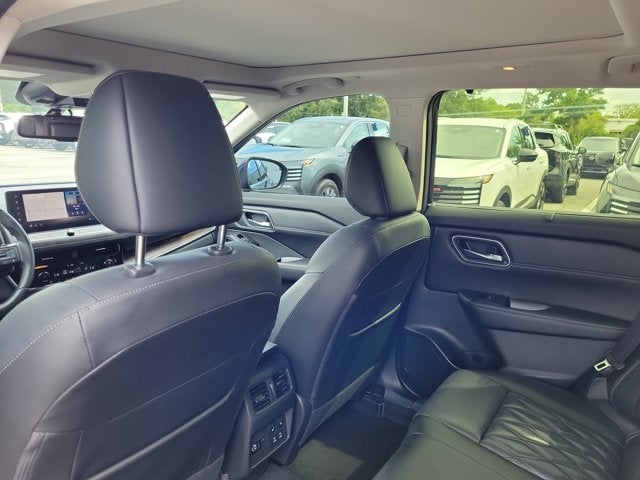 2024 Nissan Rogue Platinum