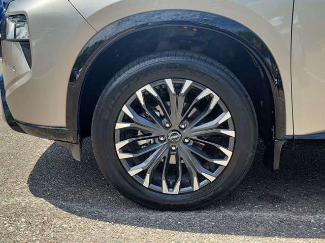 2025 Nissan Rogue Platinum
