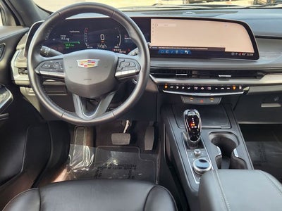 2025 Cadillac XT4 Premium Luxury