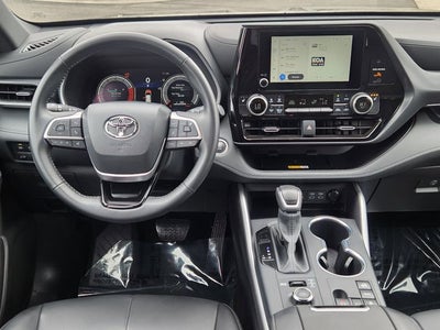 2025 Toyota Highlander XSE