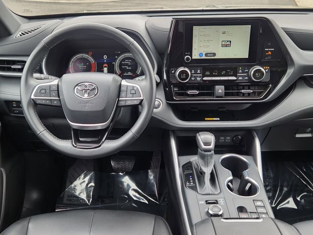 2025 Toyota Highlander XSE