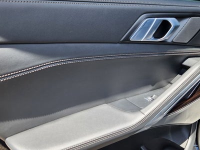 2025 BMW X6 xDrive40i