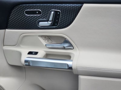 2026 Mercedes-Benz GLB GLB 250 4MATIC®