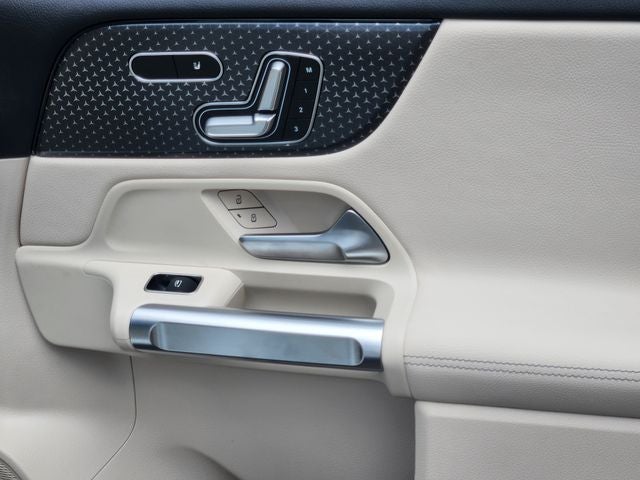 2026 Mercedes-Benz GLB GLB 250 4MATIC®