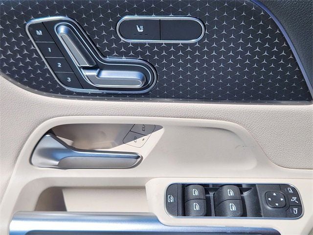 2025 Mercedes-Benz GLB GLB 250 4MATIC®