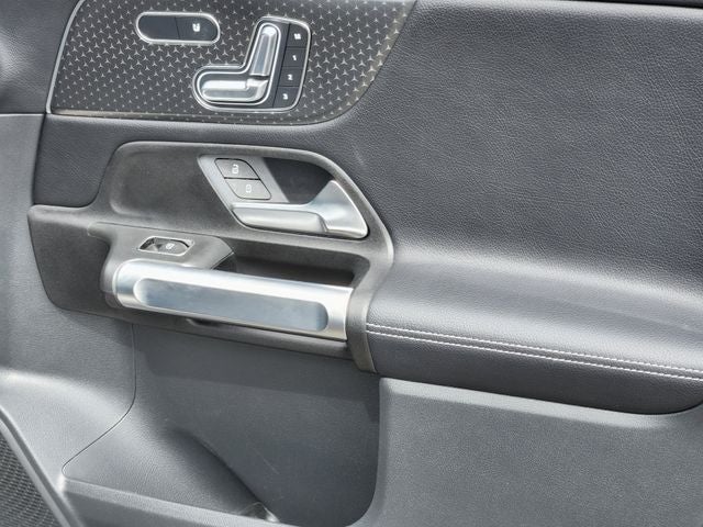 2024 Mercedes-Benz GLB GLB 250 4MATIC®