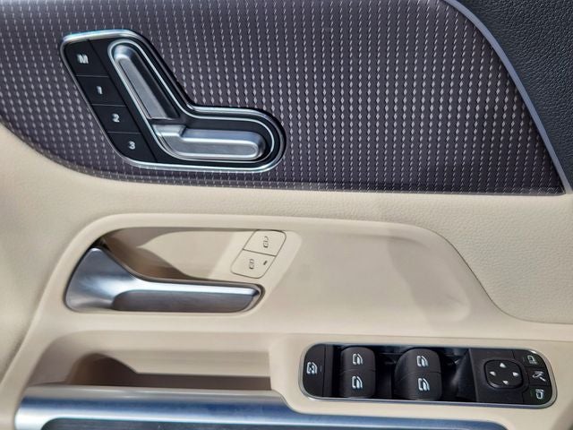 2023 Mercedes-Benz EQB 300 4MATIC®