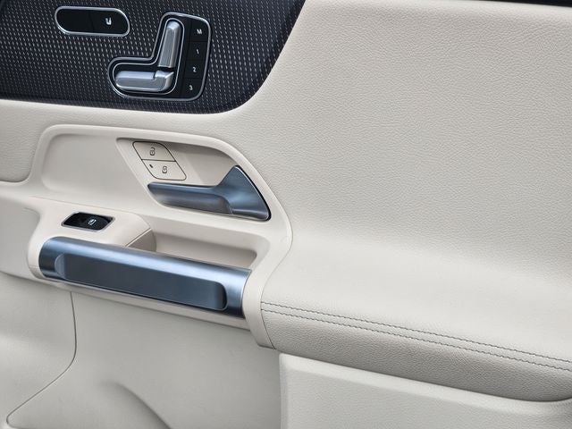 2023 Mercedes-Benz EQB 300 4MATIC®