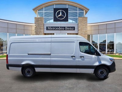 2026 Mercedes-Benz Sprinter 2500 Cargo 170 WB High Roof