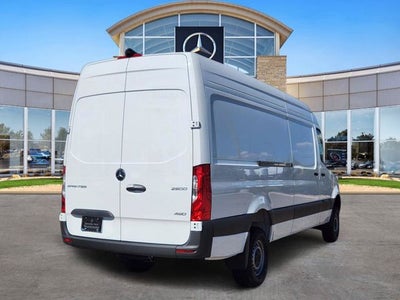 2026 Mercedes-Benz Sprinter 2500 Cargo 170 WB 4MATIC®