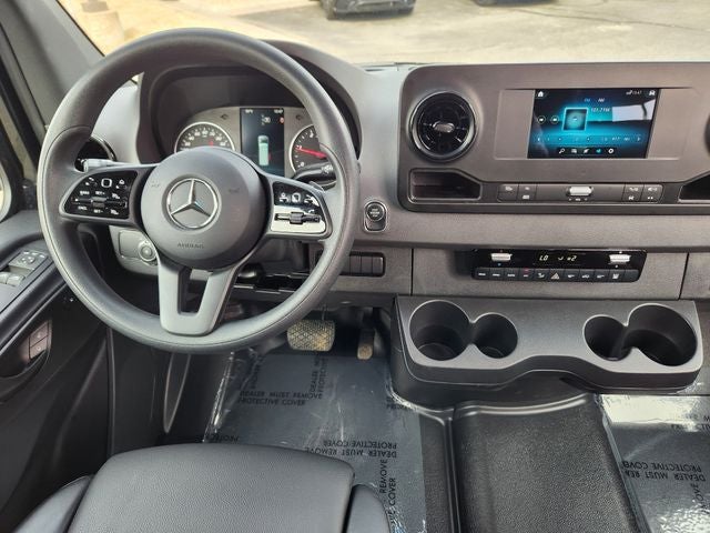 2024 Mercedes-Benz Sprinter 2500 Passenger 170 WB High Roof