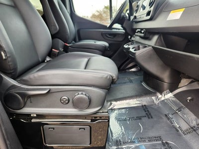 2024 Mercedes-Benz Sprinter 2500 Passenger 170 WB High Roof