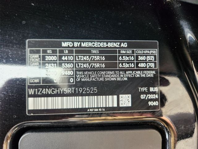 2024 Mercedes-Benz Sprinter 2500 Passenger 170 WB High Roof