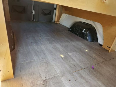 2010 Mercedes-Benz Sprinter 2500 Passenger 170 WB High Roof