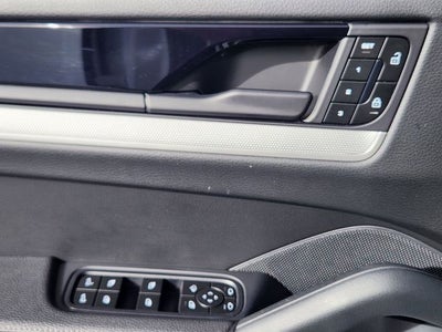 2024 Porsche Cayenne Base