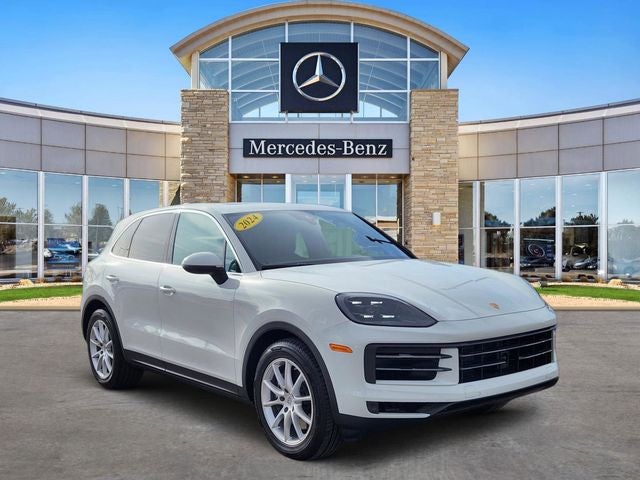 2024 Porsche Cayenne Base