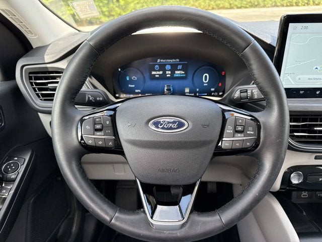 2025 Ford Escape Platinum