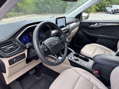 2022 Ford Escape Titanium
