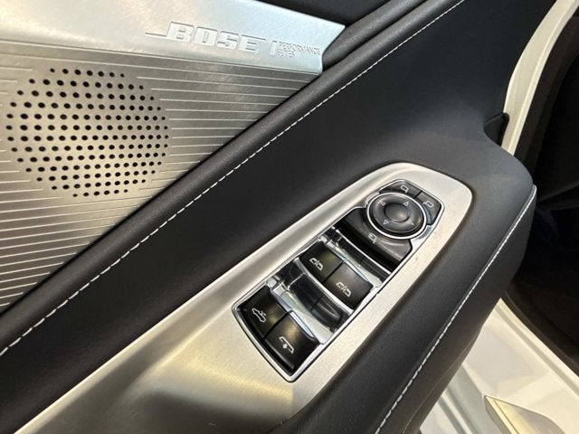 2023 Chevrolet Corvette 2LT