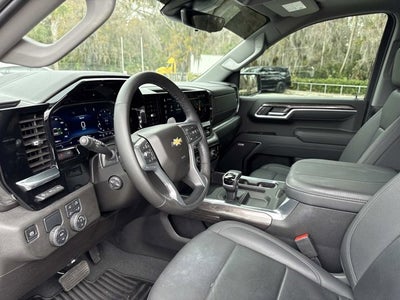 2025 Chevrolet Silverado 1500 LTZ