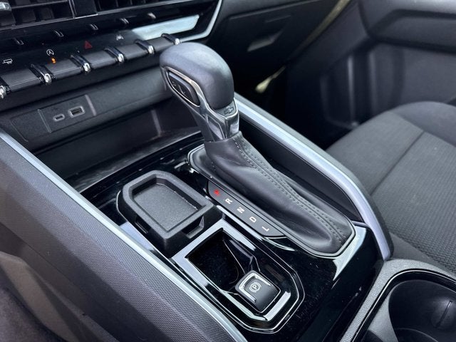 2024 Chevrolet Colorado 2WD LT