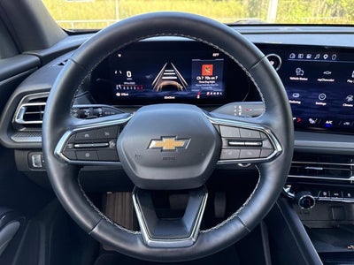 2026 Chevrolet Traverse FWD LT