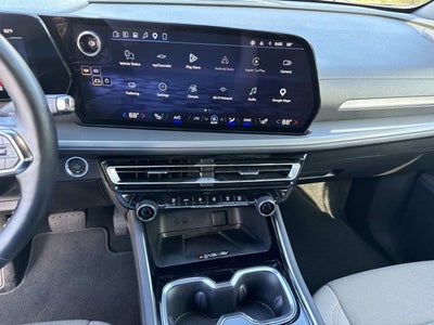 2026 Chevrolet Traverse FWD LT