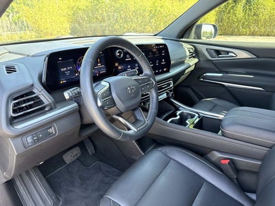 2026 Chevrolet Traverse FWD LT