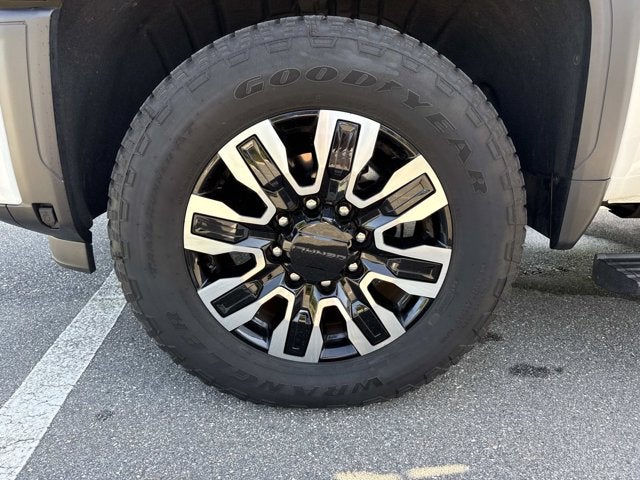 2025 GMC Sierra 2500HD Denali Ultimate