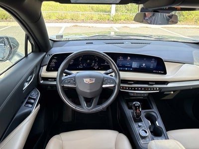 2024 Cadillac XT4 FWD Luxury