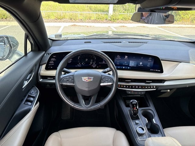 2024 Cadillac XT4 FWD Luxury