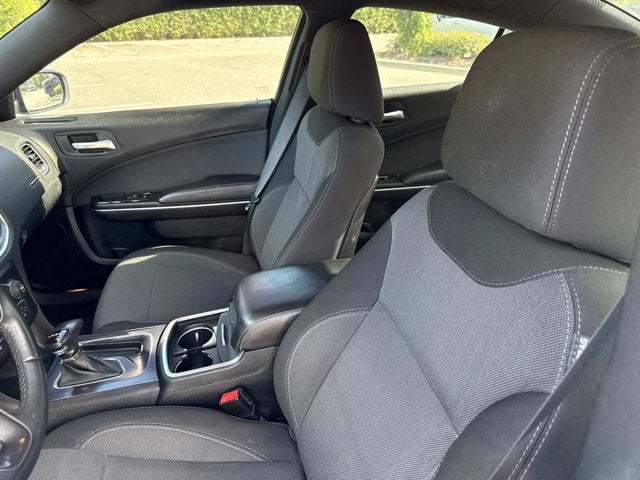 2015 Dodge Charger SE