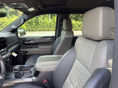 2025 Chevrolet Silverado 1500 ZR2