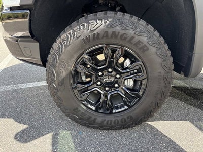 2025 Chevrolet Silverado 1500 ZR2
