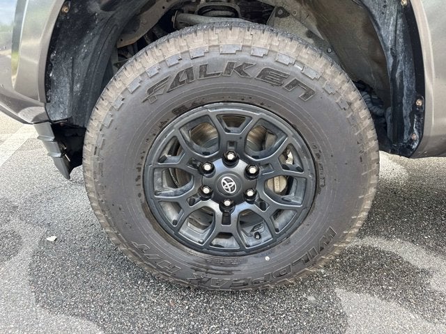 2022 Toyota Tacoma 2WD SR5