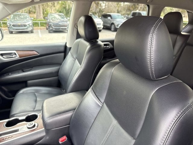 2020 Nissan Pathfinder Platinum