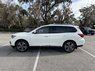 2020 Nissan Pathfinder Platinum