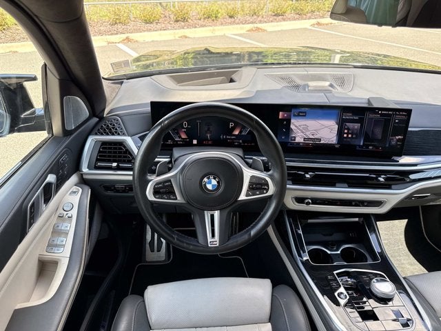 2023 BMW X7 M60i