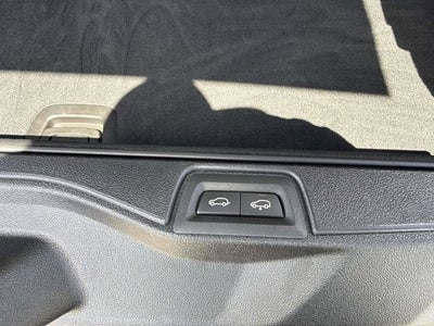 2023 BMW X7 M60i
