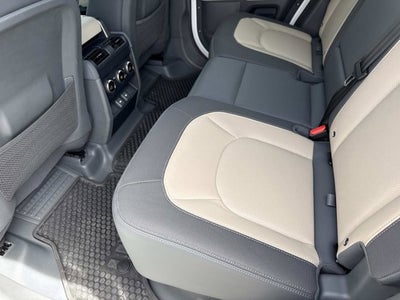 2023 Land Rover Defender X-Dynamic SE
