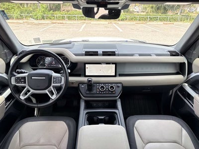 2023 Land Rover Defender X-Dynamic SE