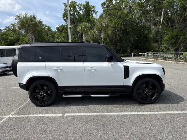 2023 Land Rover Defender X-Dynamic SE