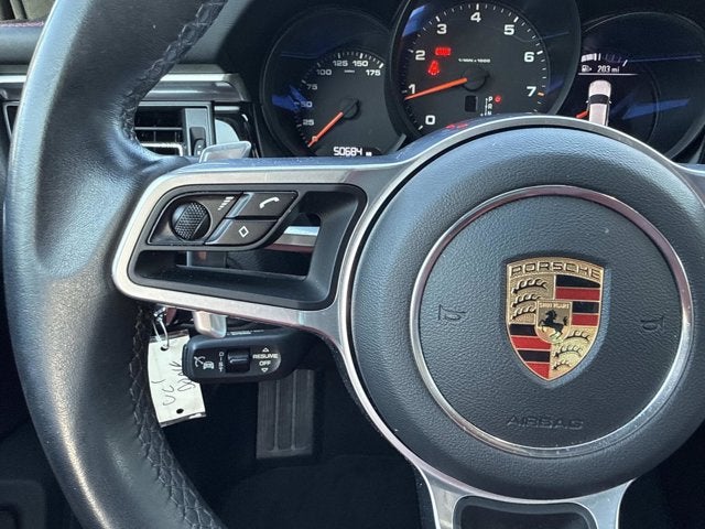 2020 Porsche Macan Base