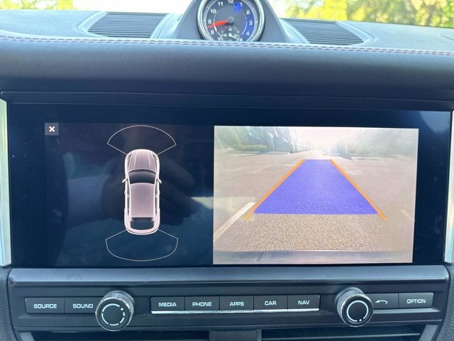 2020 Porsche Macan Base