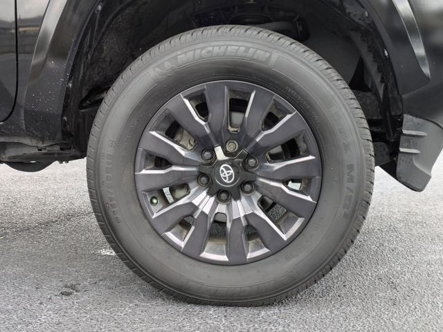 2023 Toyota Tacoma Limited V6
