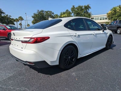2025 Toyota Camry SE