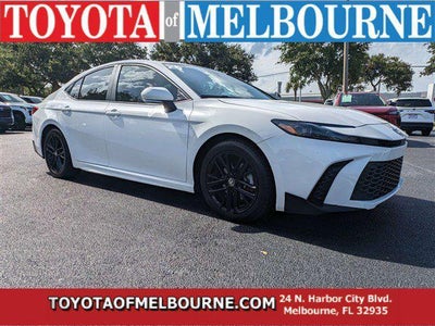 2025 Toyota Camry SE
