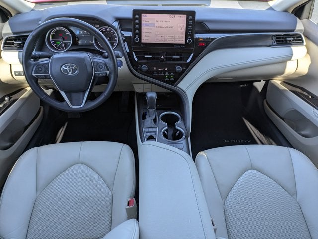 2022 Toyota Camry Hybrid XLE