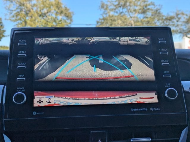 2022 Toyota Camry Hybrid XLE