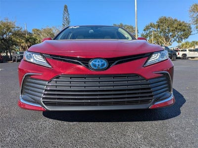 2022 Toyota Camry Hybrid XLE
